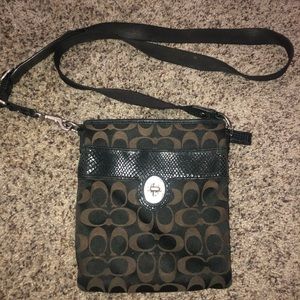 Small crossbody Coach purse!